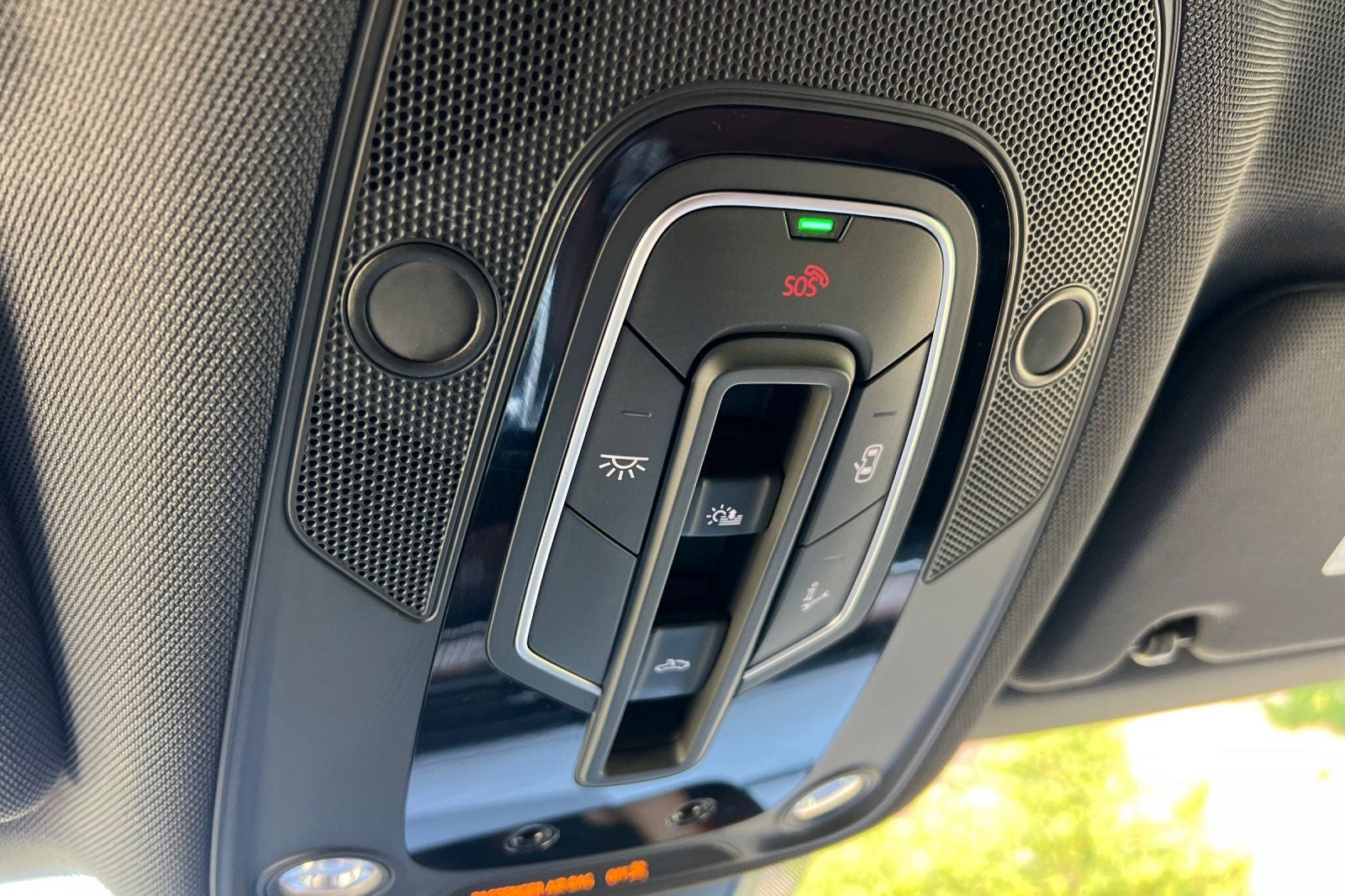 2019 Audi e-tron Prestige quattro