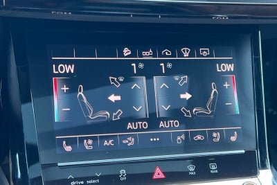 2019 Audi e-tron Prestige quattro