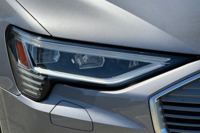 2019 Audi e-tron Prestige quattro