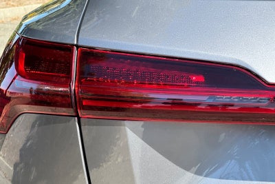 2019 Audi e-tron Prestige quattro