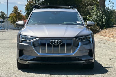 2019 Audi e-tron Prestige quattro