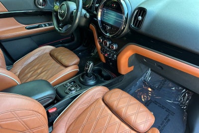 2022 MINI John Cooper Works Countryman Base