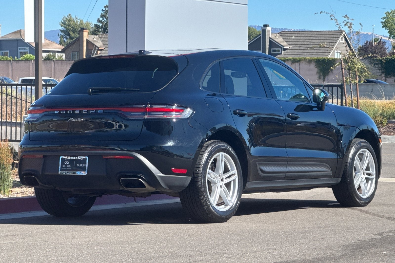 2024 Porsche Macan AWD