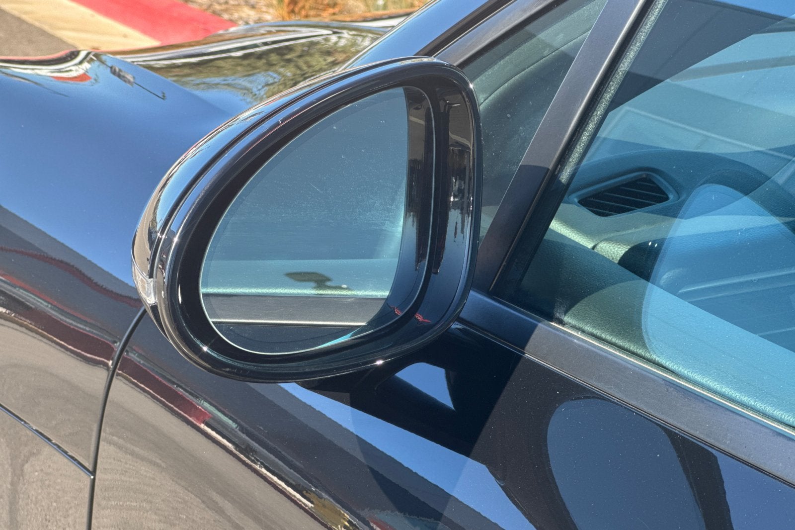 2024 Porsche Macan AWD