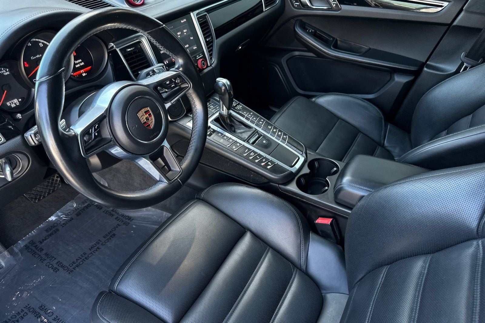 2018 Porsche Macan Turbo
