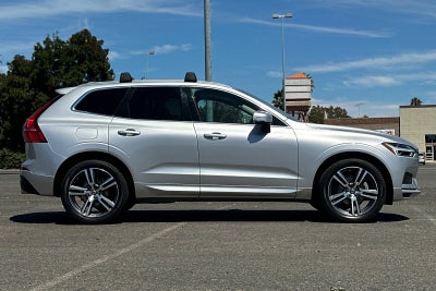 2020 Volvo XC60 T5 Momentum