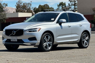 2020 Volvo XC60 T5 Momentum